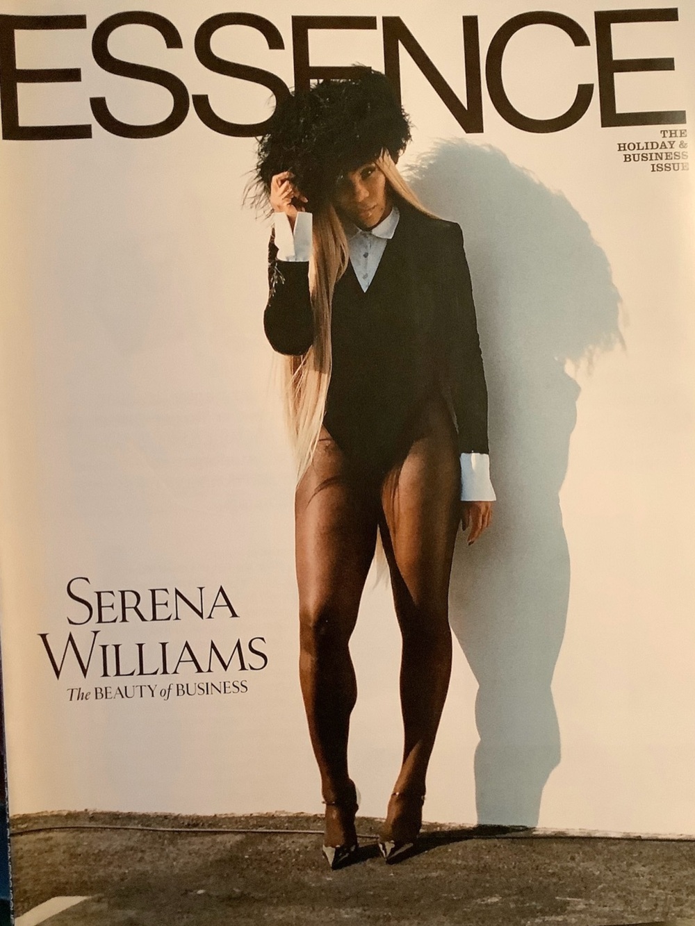 ESSENCE THE HOLIDAY AND BUSINESS ISSUE. Serena Williams The Beauty of Business.